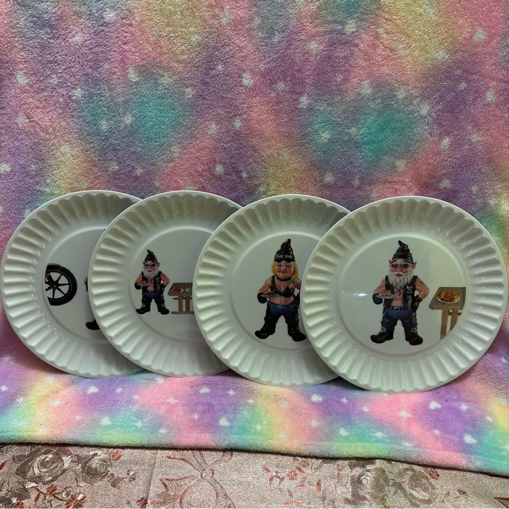 BBQ fun Design Biker Gnome plates